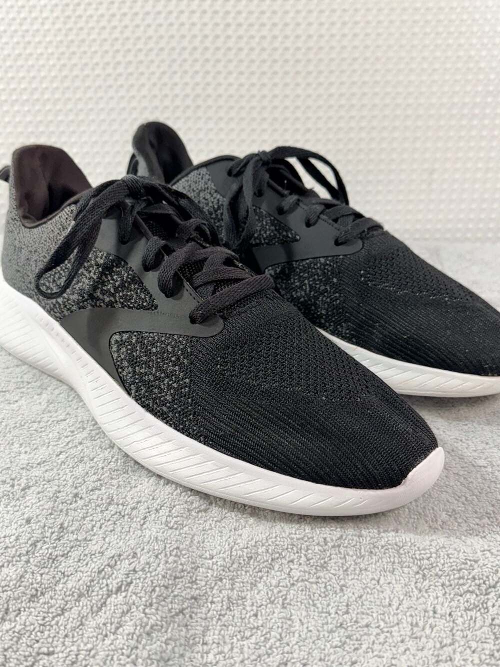 Athletic Works Core Jogger Sneakers Black Gray Lace-Up Shoes